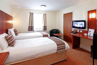 Mercure Swindon East Hotel And Spa Kültér fotó